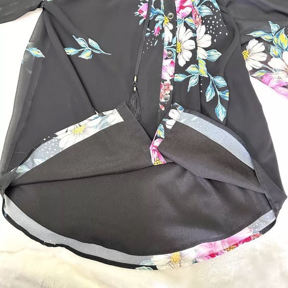 Yumi Kim Women’s Silk Blouse Sz S Black Pink Floral Print Tie Ruffled Neck - Picture 14 of 14